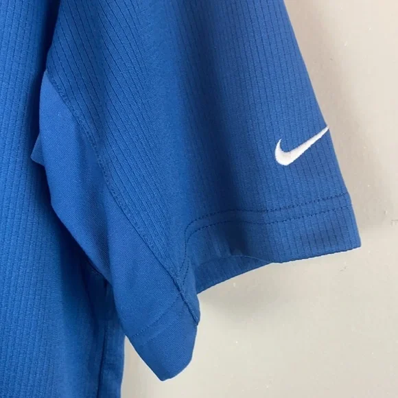 Nike Golf Men’s Blue Short Sleeve Polo Size Medium - Picture 11 of 16